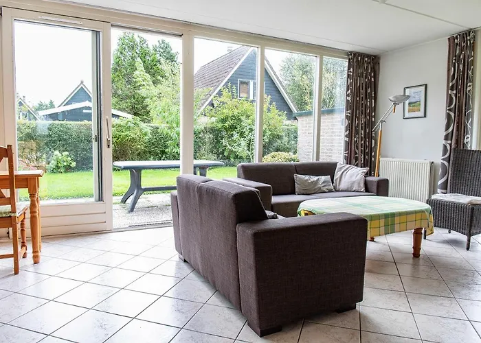 40 Op Recreatiepark De Wielen 아파트