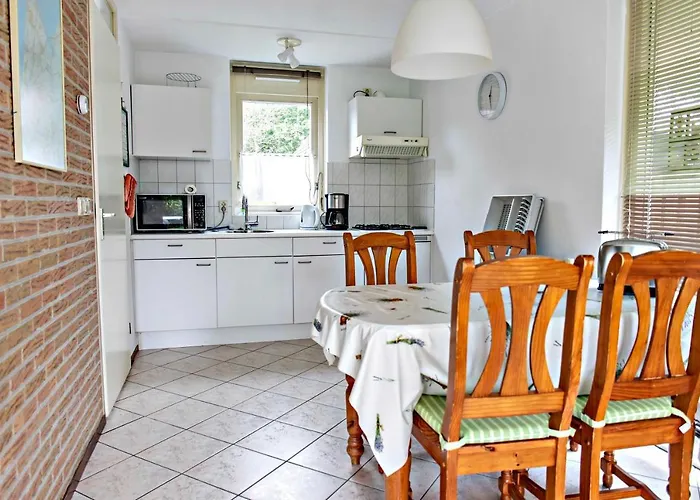 40 Op Recreatiepark De Wielen *