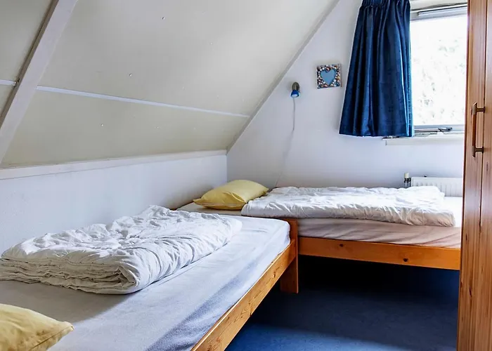 40 Op Recreatiepark De Wielen *