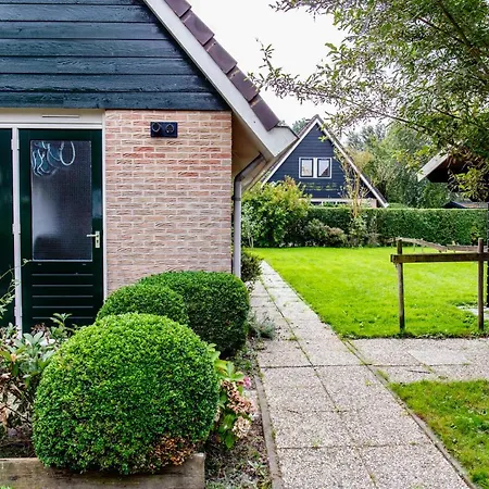 40 Op Recreatiepark De Wielen * سينت مارتن