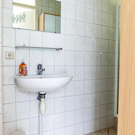 40 Op Recreatiepark De Wielen * سينت مارتن